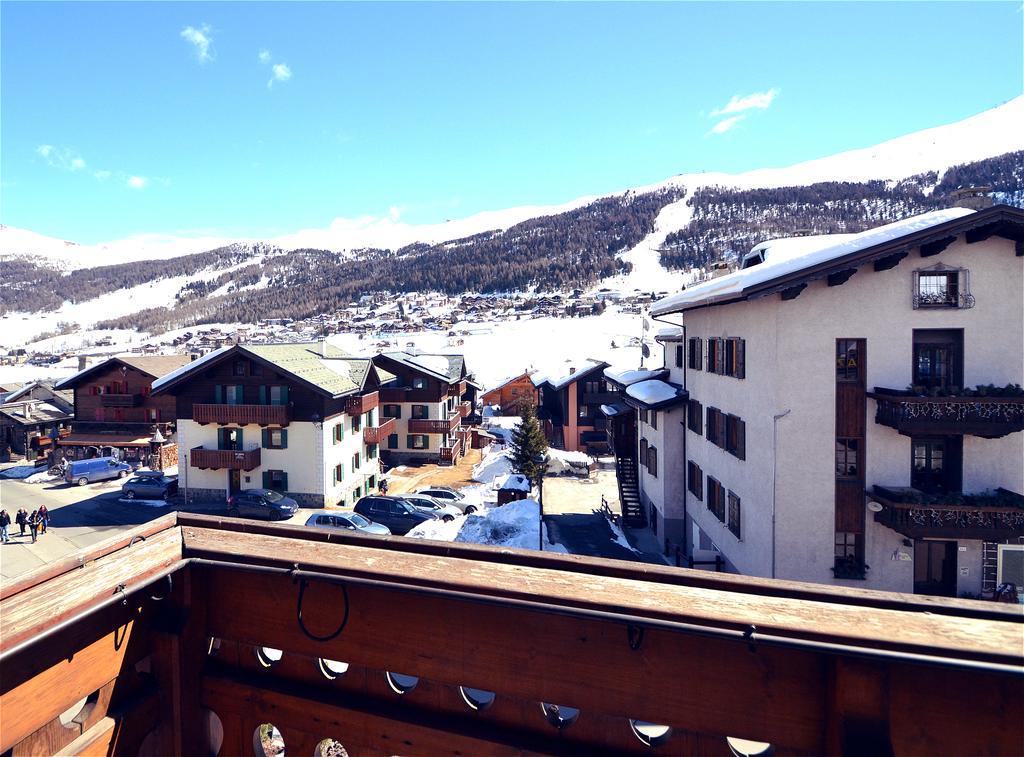 Hotel Piccolo Tibet Ливиньо Екстериор снимка